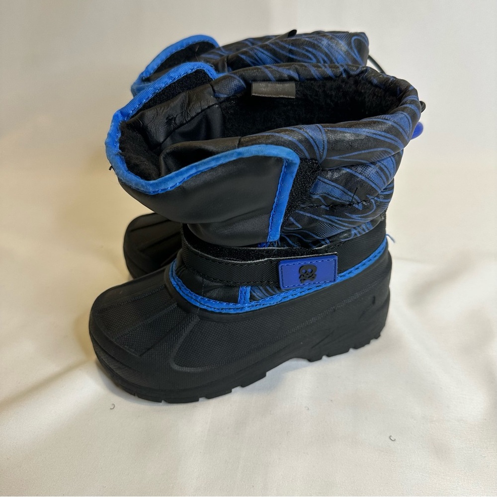 Athletech Kids Black and Blue Snow Boots Size 10